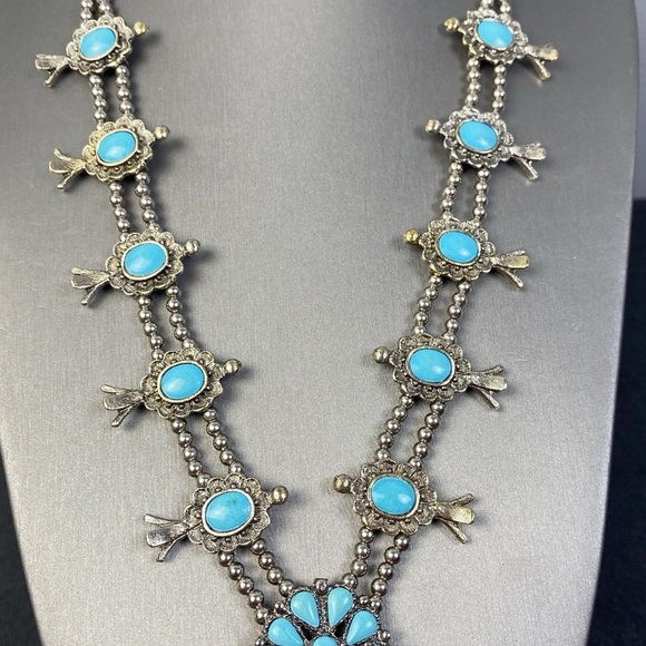 Vintage Necklace Squash Blossom Faux Turquoise Poured Glass 26" Long Silvertone - Picture 5 of 15